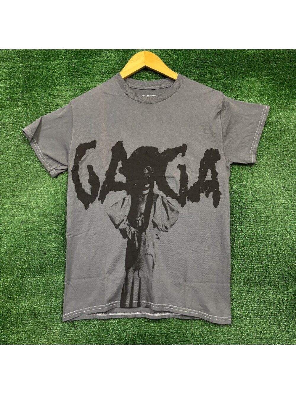 Lady Gaga Mayhem Synth-Pop Album T-Shirt Size Small